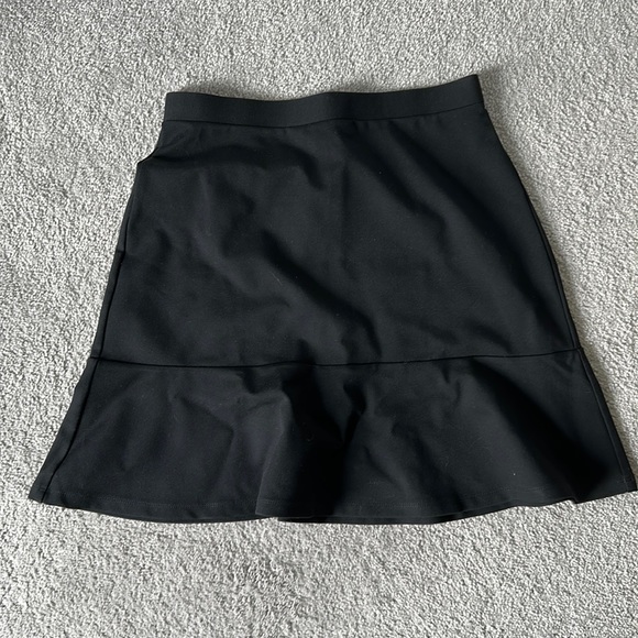 Loft black mini skirt with flare - Picture 2 of 3